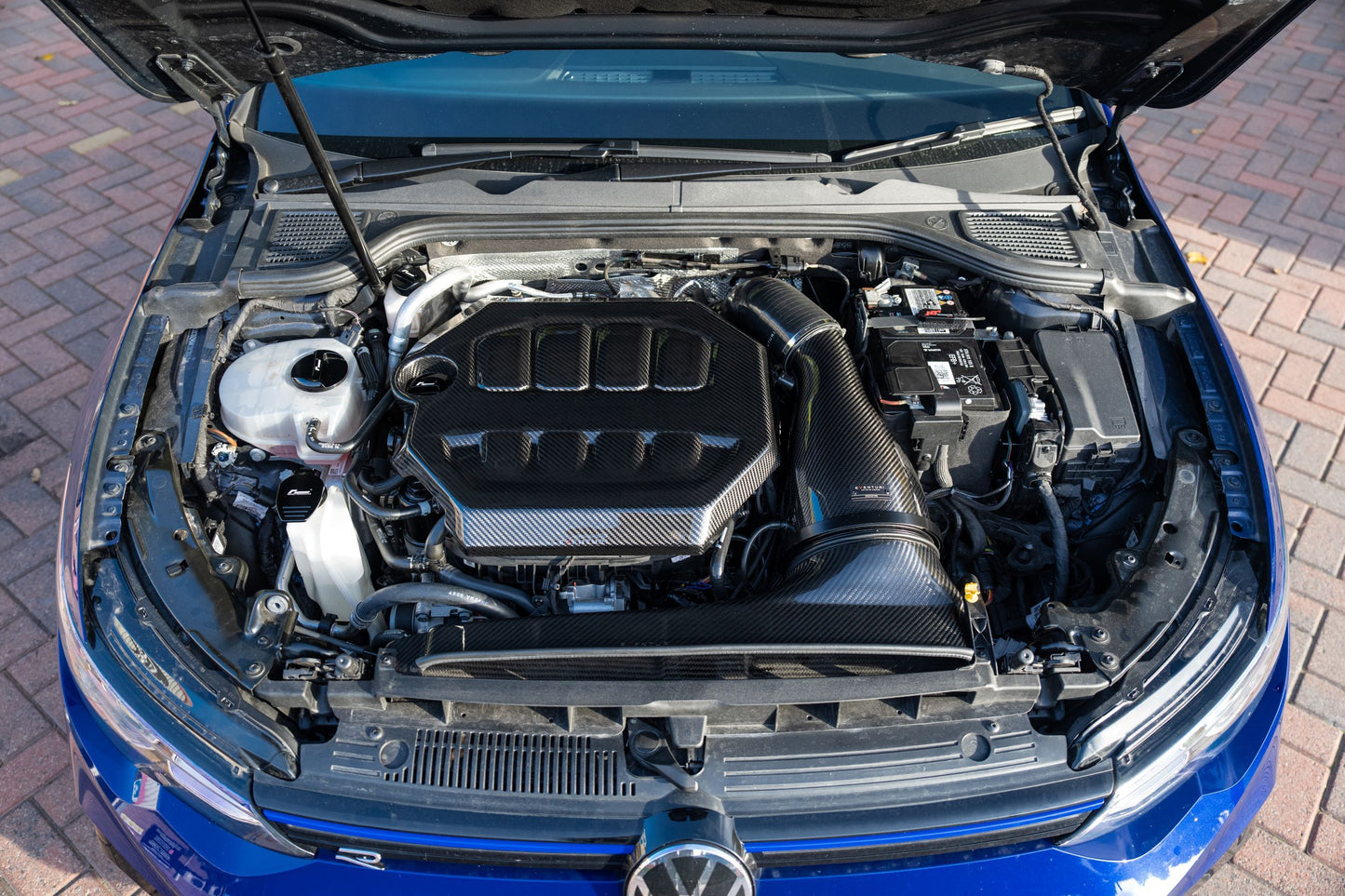 Eventuri Carbon Motorabdeckung für VW Golf 8 GTI und R - gepfeffert.com