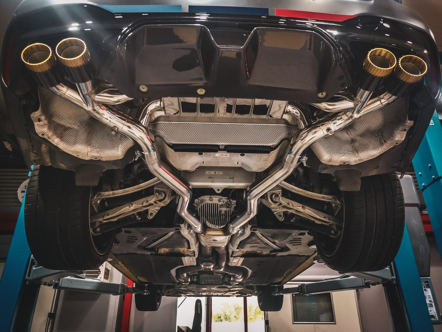 Gepfeffert.com Abgasanlage für BMW M5 / M5 CS (F90) - gepfeffert.com