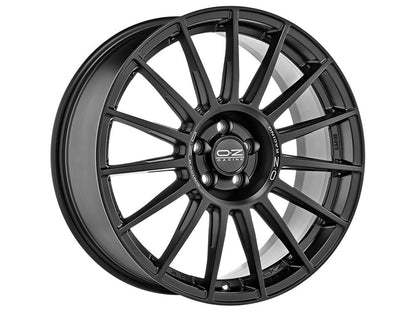 OZ Superturismo Dakar Matt Black passend für Audi RS6 C8