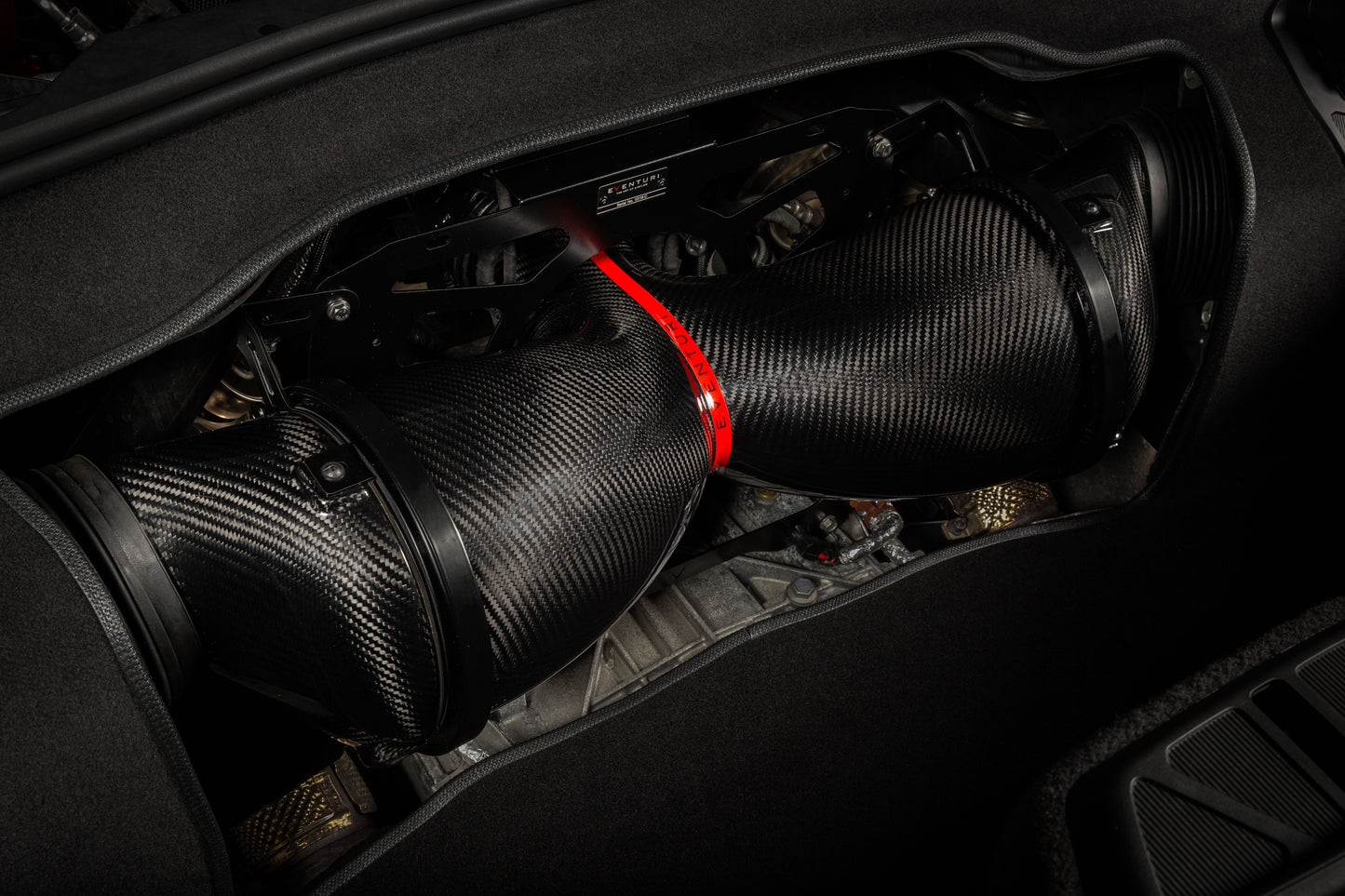Eventuri Carbon Ansaugsystem für Chevrolet Corvette C8 - Coupe - gepfeffert.com