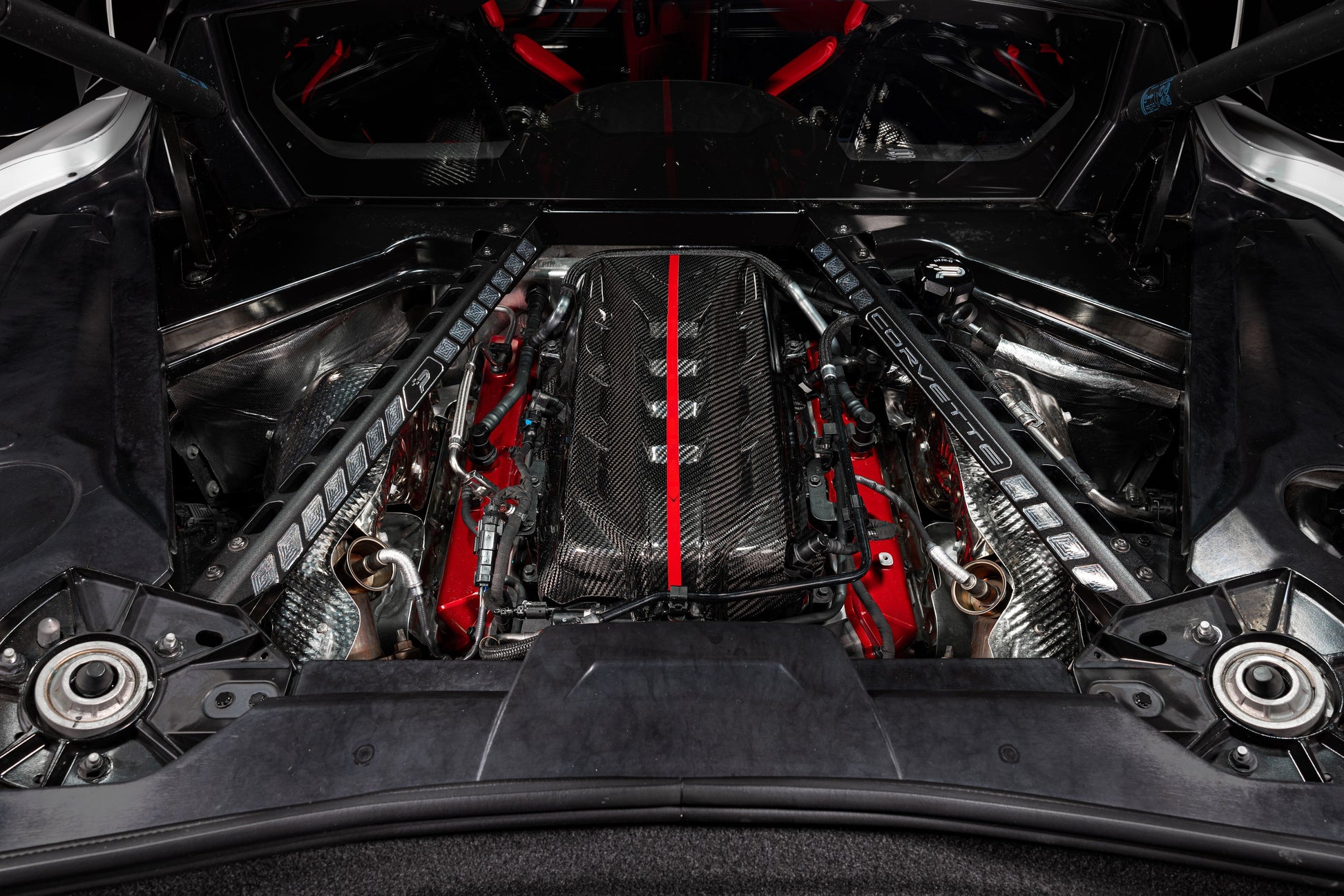 Eventuri Carbon Motorabdeckung für Chevrolet Corvette C8 Stingray - gepfeffert.com