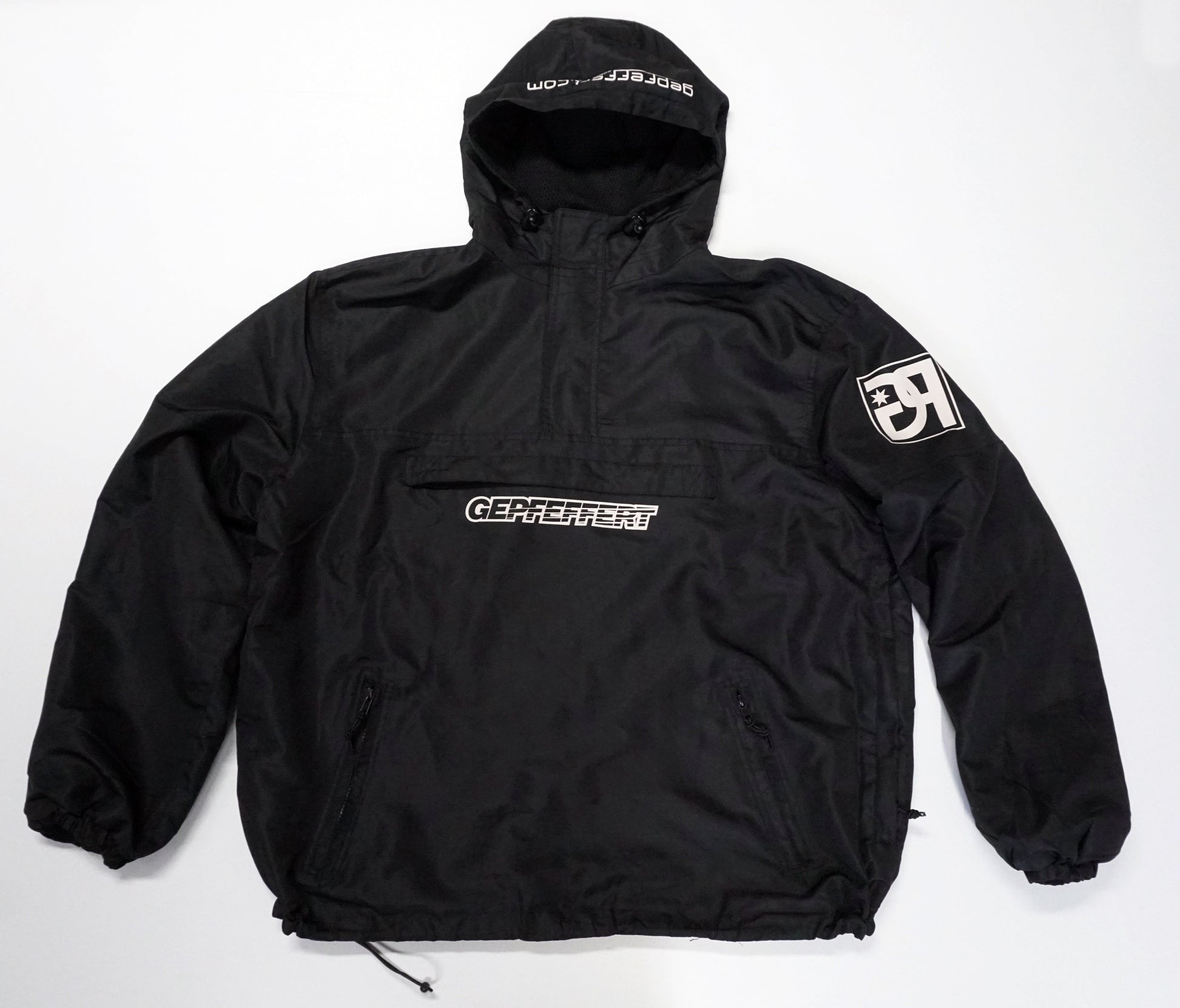 gepfeffert.com® Windbreaker Schwarz - gepfeffert.com