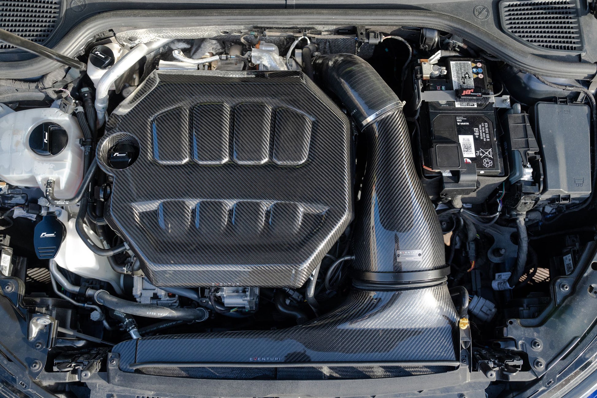 Eventuri Carbon Motorabdeckung für VW Golf 8 GTI und R - gepfeffert.com