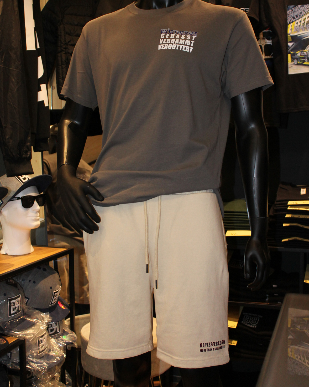 gepfeffert.com / More than a suspension - Shorts - gepfeffert.com