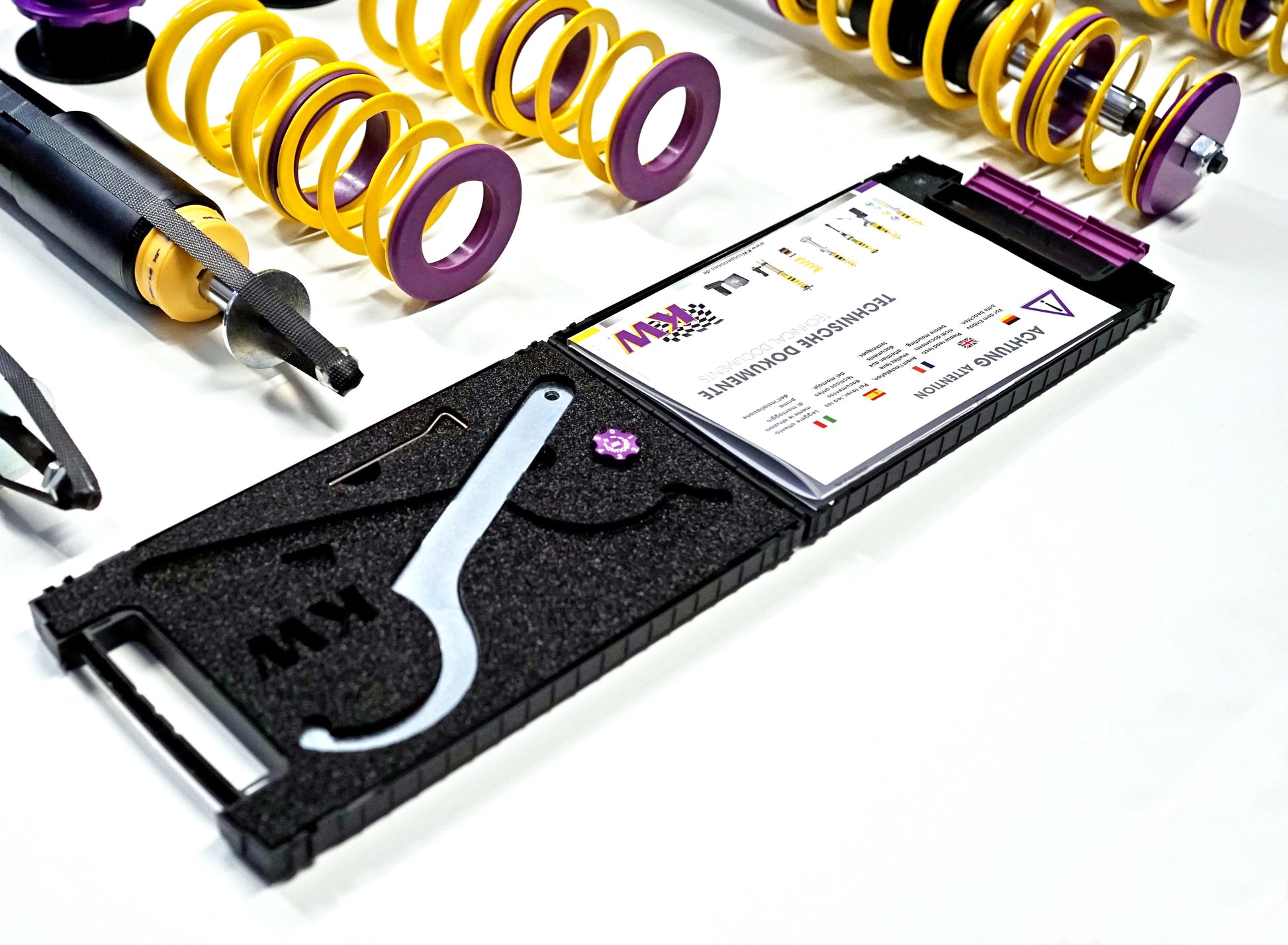 gepfeffert.com Gewindefahrwerk V1 BMW 3er E30 inklu. Federbeine - gepfeffert.com