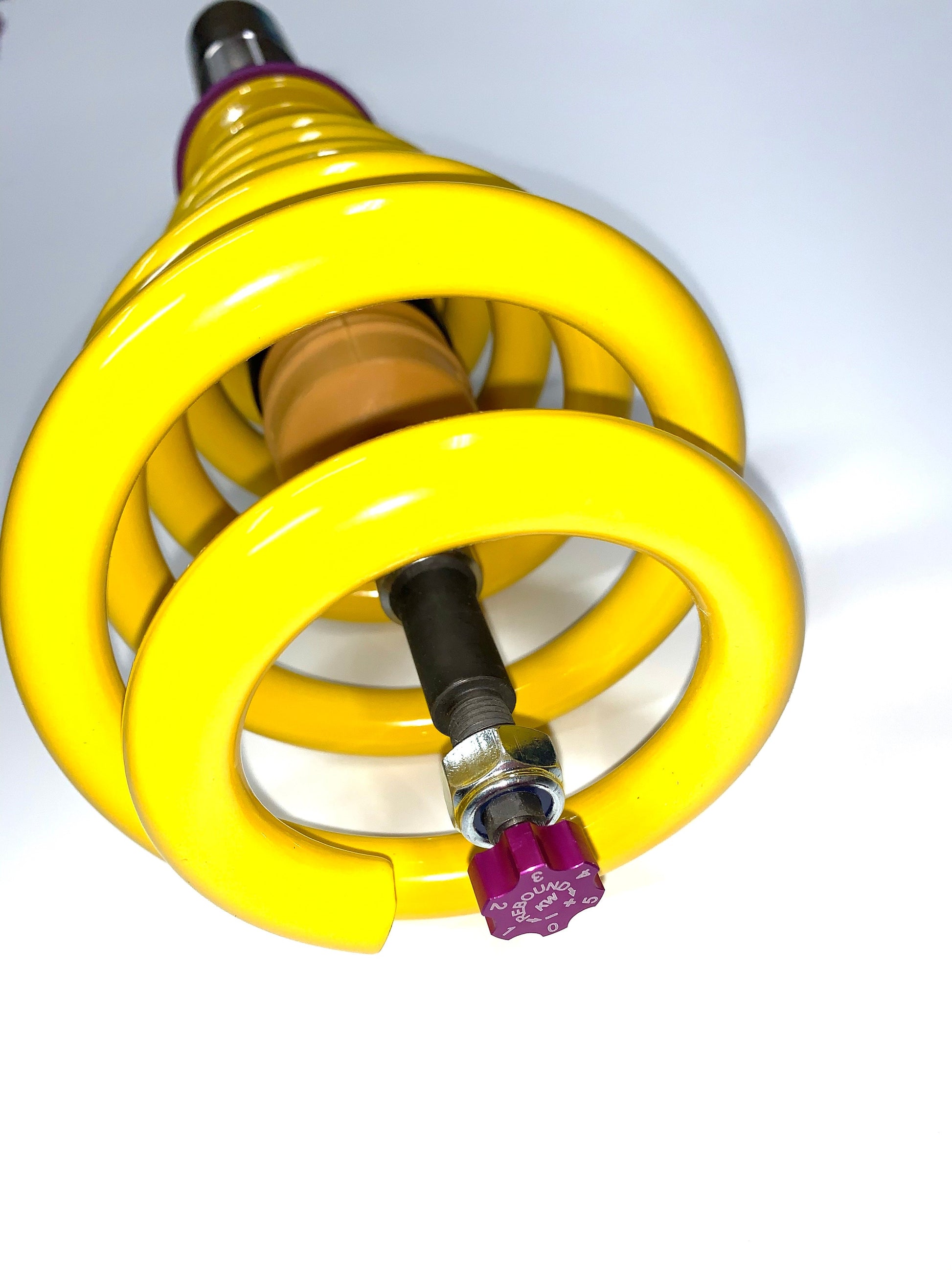 gepfeffert.com Gewindefahrwerk V2 Audi A4 / A5 / A6 / Q5 (Typ B8, B81 , 4G/C7) incl. S & RS - gepfeffert.com