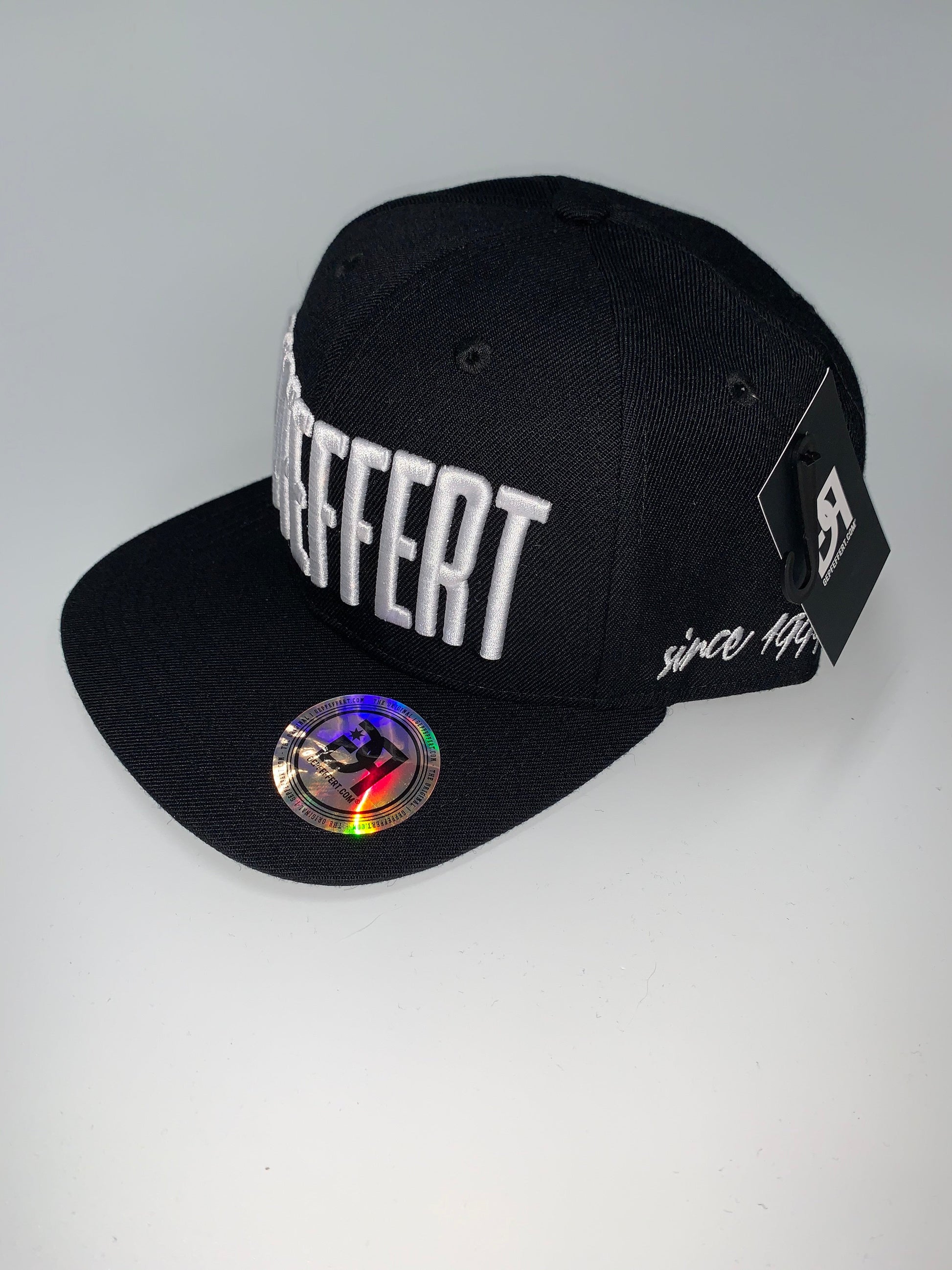gepfeffert.com® Cap - GEPFEFFERT/schwarz/3D-Stick weiß - gepfeffert.com